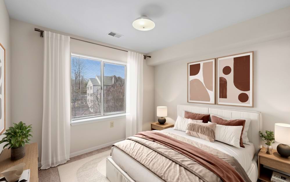 2x1 Large - Silver - 2 bedroom floorplan layout with 1 bathroom and 944 square feet (Bedroom 1)