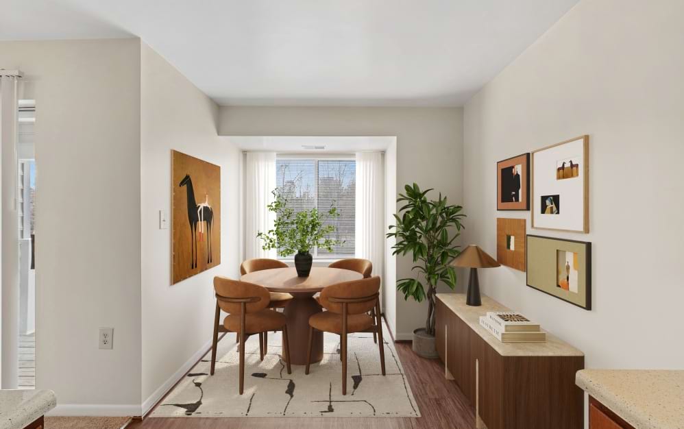 2x1 Large - Silver - 2 bedroom floorplan layout with 1 bathroom and 944 square feet (Dining Room)