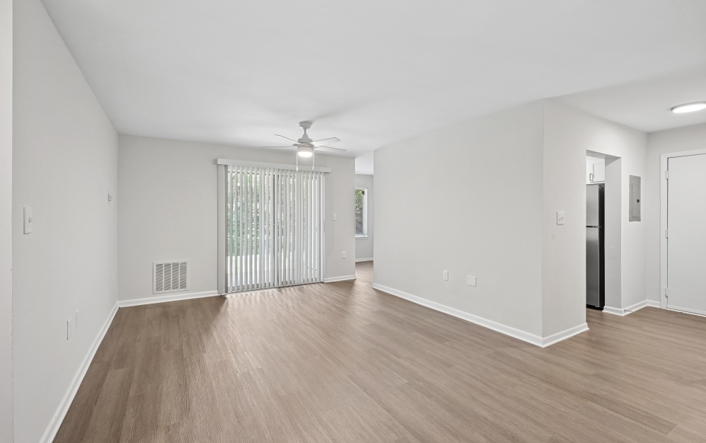 #1354A403 - 2 bedroom floorplan layout with 1 bathroom and 944 square feet (Living Room)